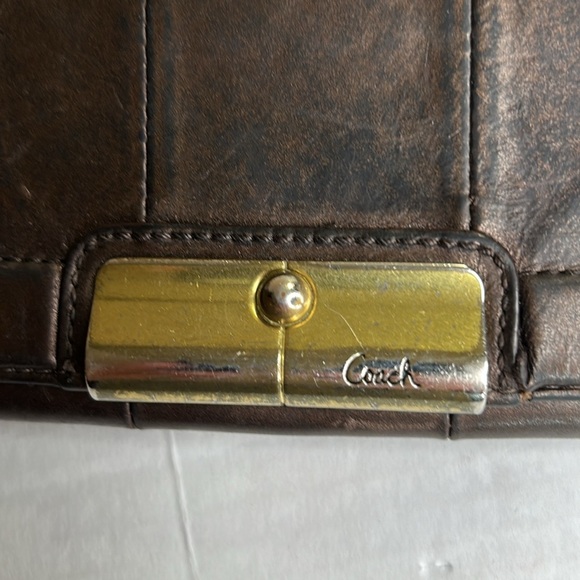 COACH WOMENS VINTAGE SOFT BROWN LEATHER WALLET - Picture 2 of 15